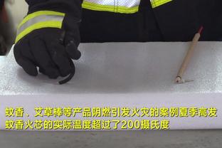 ?想象力满分！本泽马脚后跟挑球！J罗不停球直接抽射破门！